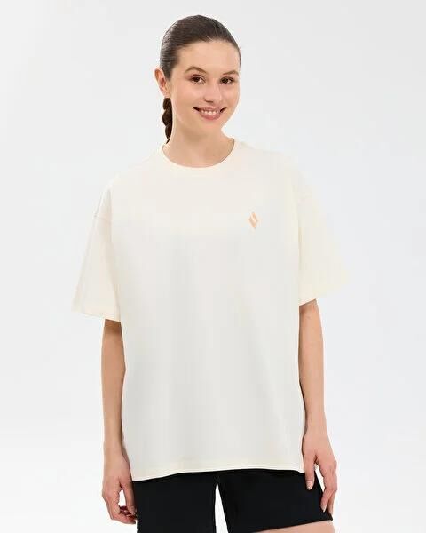 SKECHERS W OVERSİZE FİT GRAPHİC T-SHİRT KADIN T-SHIRT
