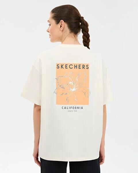 SKECHERS W OVERSİZE FİT GRAPHİC T-SHİRT KADIN T-SHIRT