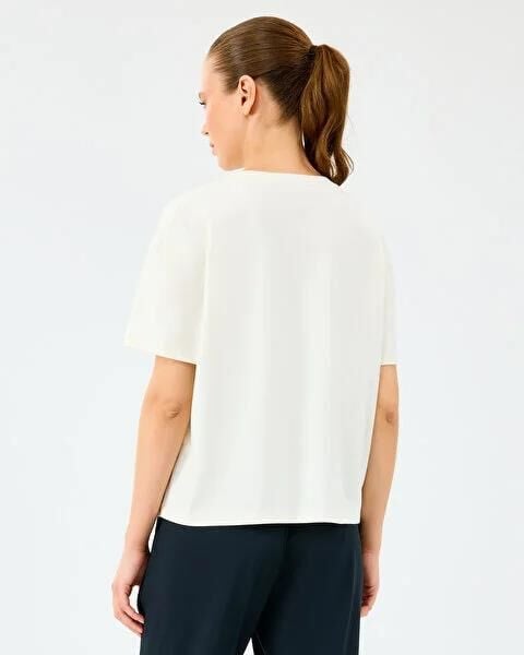 SKECHERS W LIGHT FABRIC T-SHIRT KADIN T-SHIRT