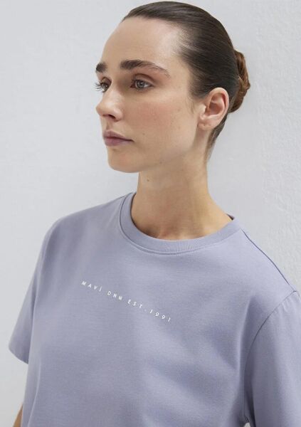 MAVİ BASKILI KADIN TİŞÖRT