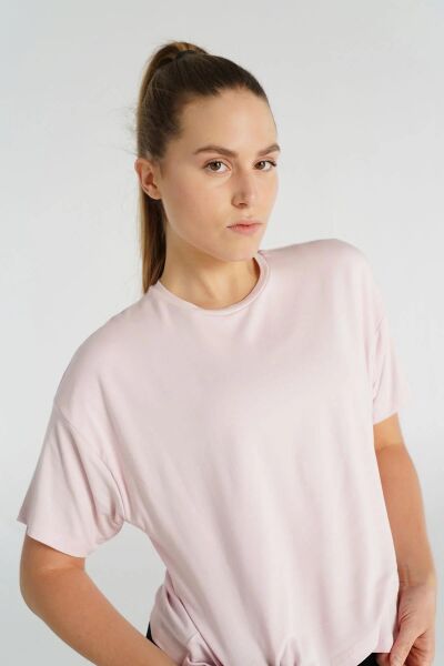 HUMMEL HMLBORNEO T-SHIRT S/S KADIN KISA KOL T-SHIRT