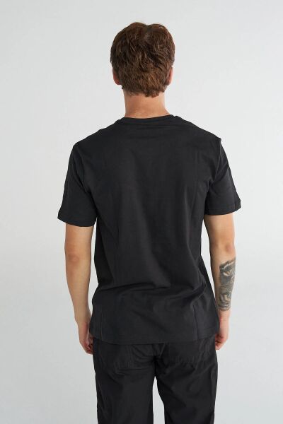 HUMMEL HMLJUNGLE T-SHIRT S/S ERKEK KISA KOL T-SHIRT