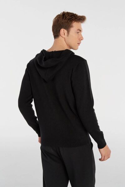 HUMMEL HMLJUNGLE SWEATSHIRT ERKEK SWEATSHIRT