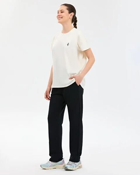 SKECHERS W CREW NECK GRAPHİC TEE T-SHİRT KADIN T-SHIRT