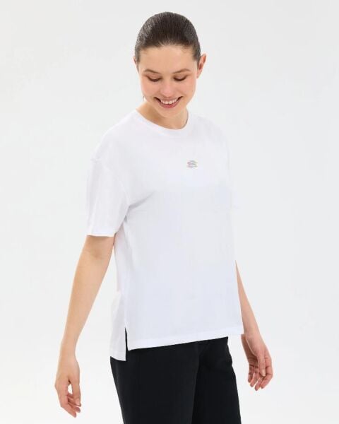 SKECHERS W GRAPHİC T-SHİRT SHORT SLEEVE T-SHİRT KADIN T-SHIRT