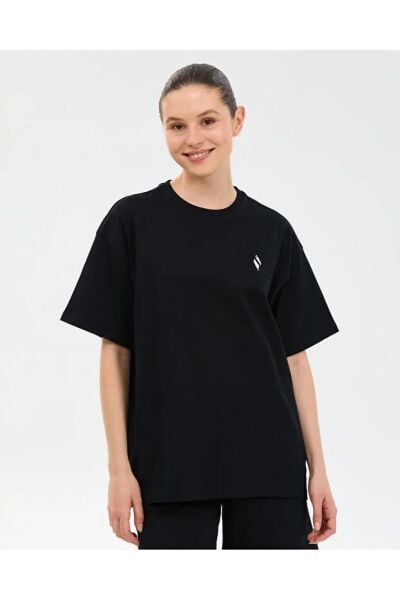SKECHERS W OVERSİZE FİT GRAPHİC T-SHİRT KADIN T-SHIRT