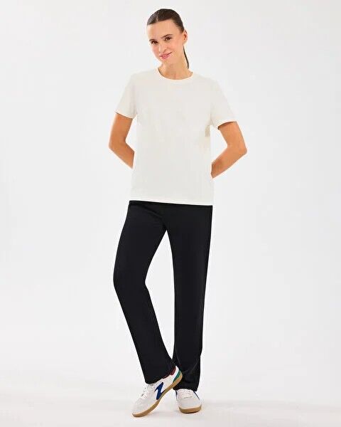 SKECHERS W ESSENTIAL CREWNECK T-SHIRT KADIN KISA KOL T-SHIRT