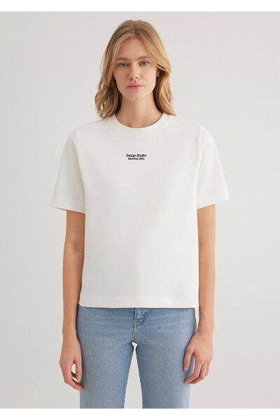 MAVİ KISA KOLLU MODELLİ KADIN MODELLİ PENYE