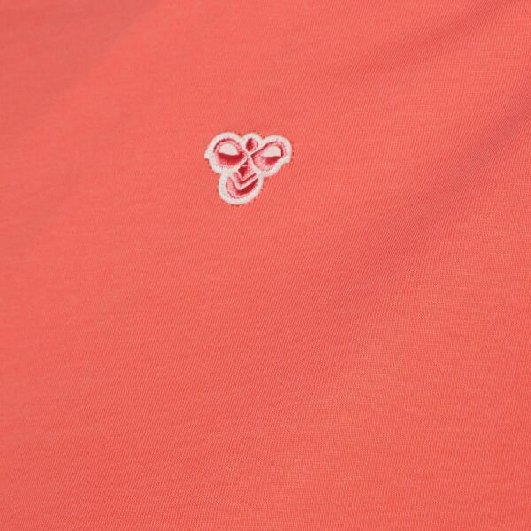HUMMEL HMLT-IC ICONA REGULAR T-SHIRT KADIN KISA KOL T-SHIRT