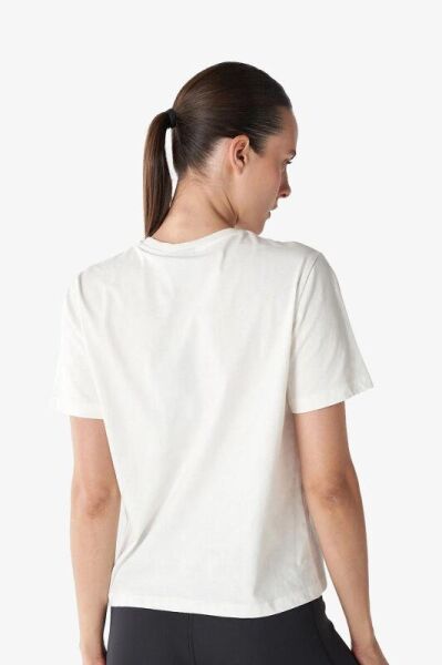 HUMMEL HMLT-IC ICONA REGULAR T-SHIRT KADIN KISA KOL T-SHIRT