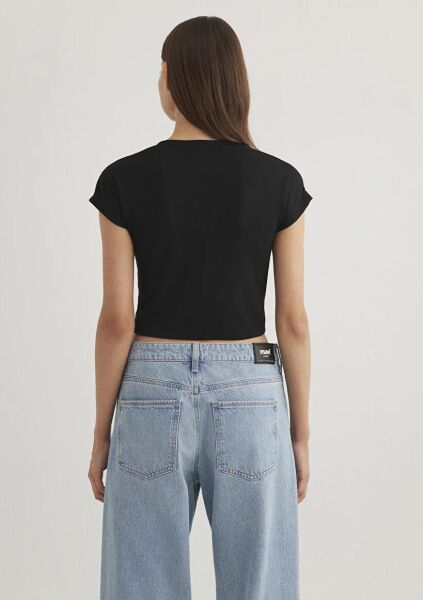 MAVİ YUVARLAK YAKA ÇİZGİLİ PENYE KADIN BASIC, SEMI BASIC