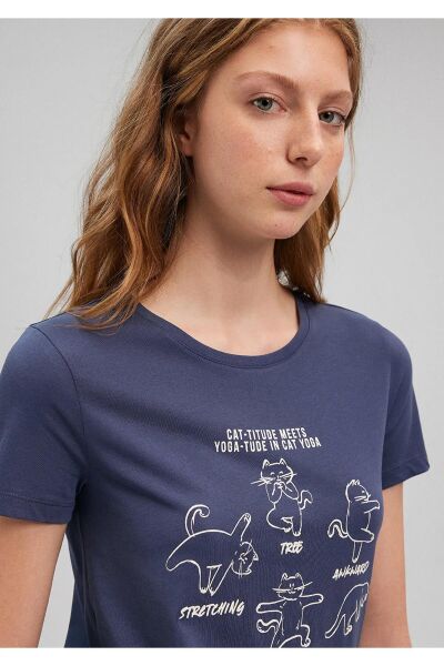 MAVİ KEDİ BASKILI GRAFIK TIŞORT KADIN GRAFİK T-SHIRT