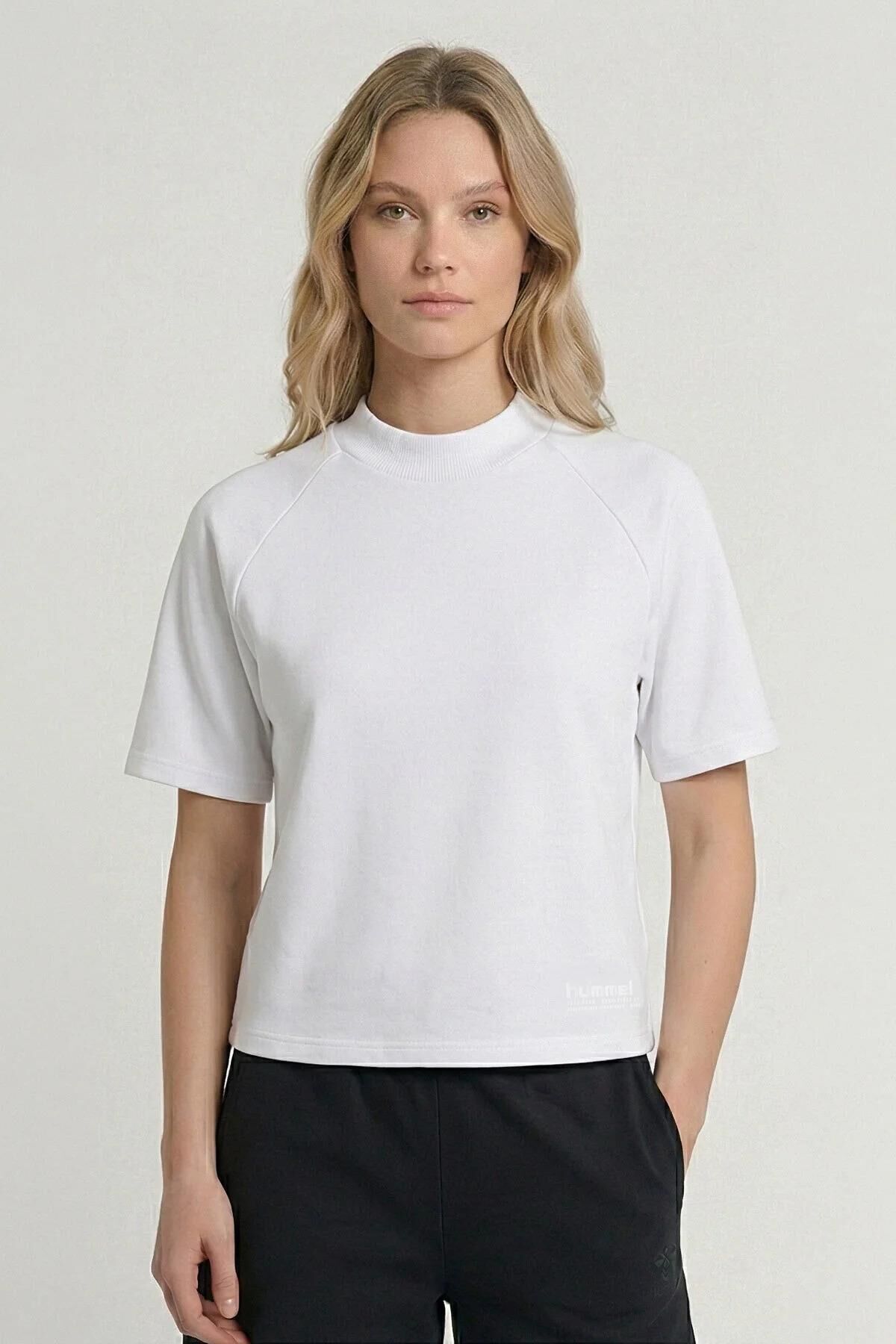 HUMMEL hmlT-TECH W T-SHIRT S/S KADIN T-SHIRT