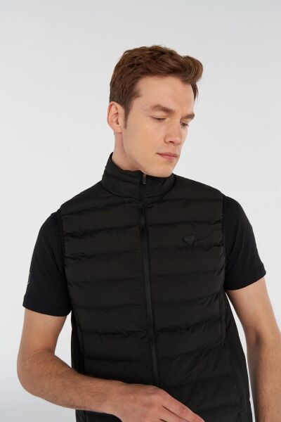 HUMMEL HMLOLIVE ZIP WAISTCOAT ERKEK YELEK
