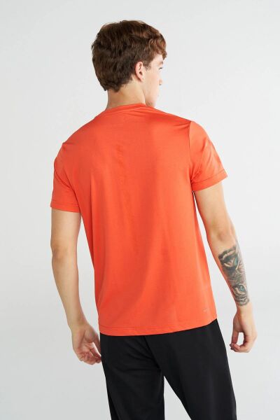 HUMMEL HMLPEREZ T-SHIRT S/S ERKEK T-SHIRT