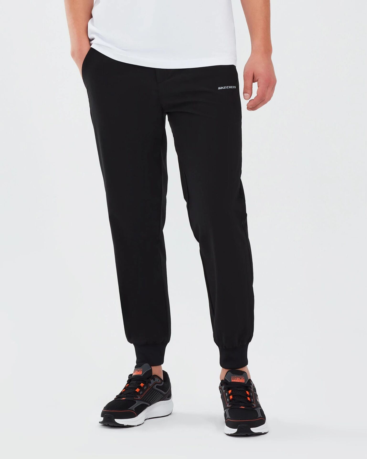 SKECHERS M MICRO COLLECTION SIDE ZIPPED JOGGER PANT ERKEK PANTOLON