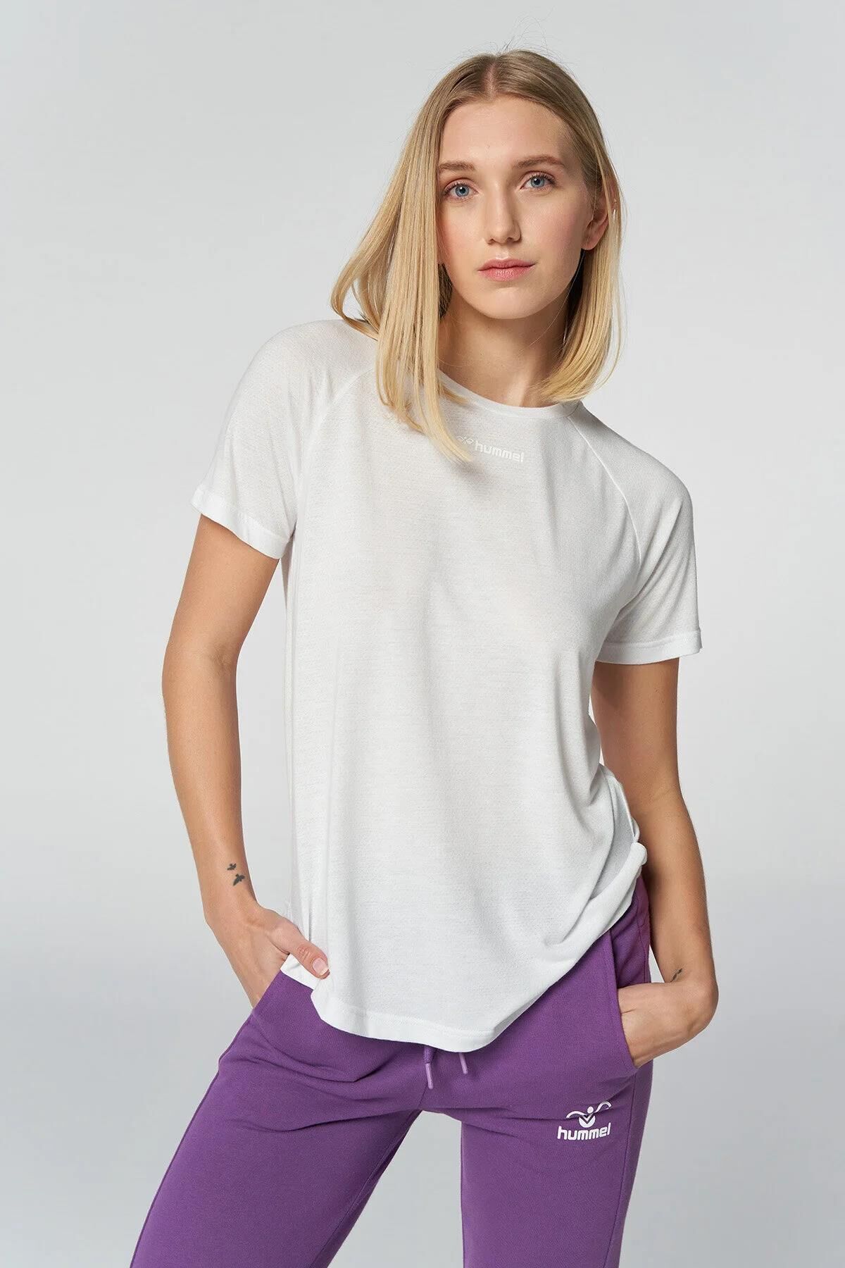 HUMMEL HMLT-MT VANJA T-SHIRT KADIN KISA KOL T-SHIRT