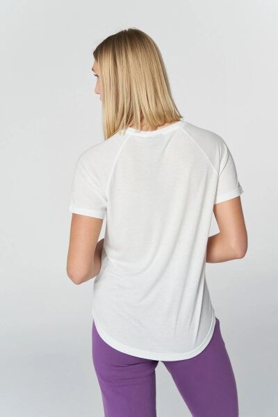 HUMMEL HMLT-MT VANJA T-SHIRT KADIN KISA KOL T-SHIRT