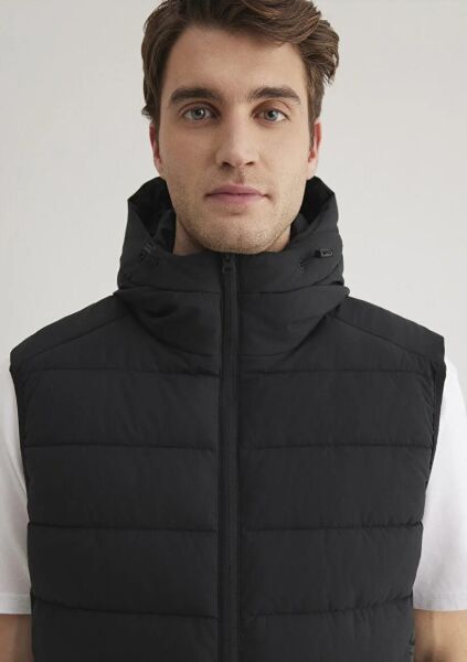 MAVİ KAPÜŞONLU ERKEK YELEK