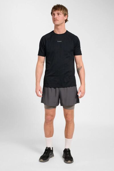 HUMMEL HMLMOMENTUM T-SHIRT S/S ERKEK T-SHIRT