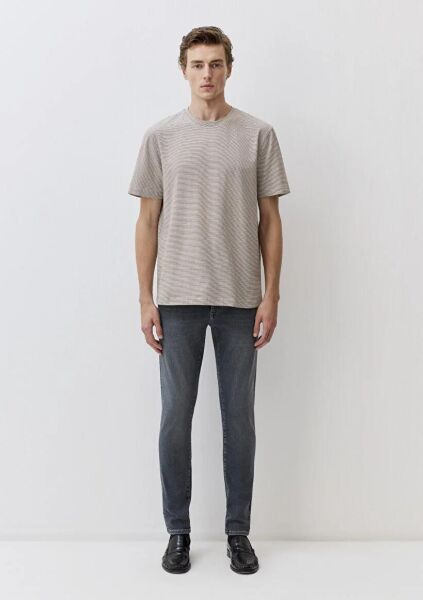 MAVİ ÇİZGİLİ TİŞÖRT ERKEK MODELLİ PENYE